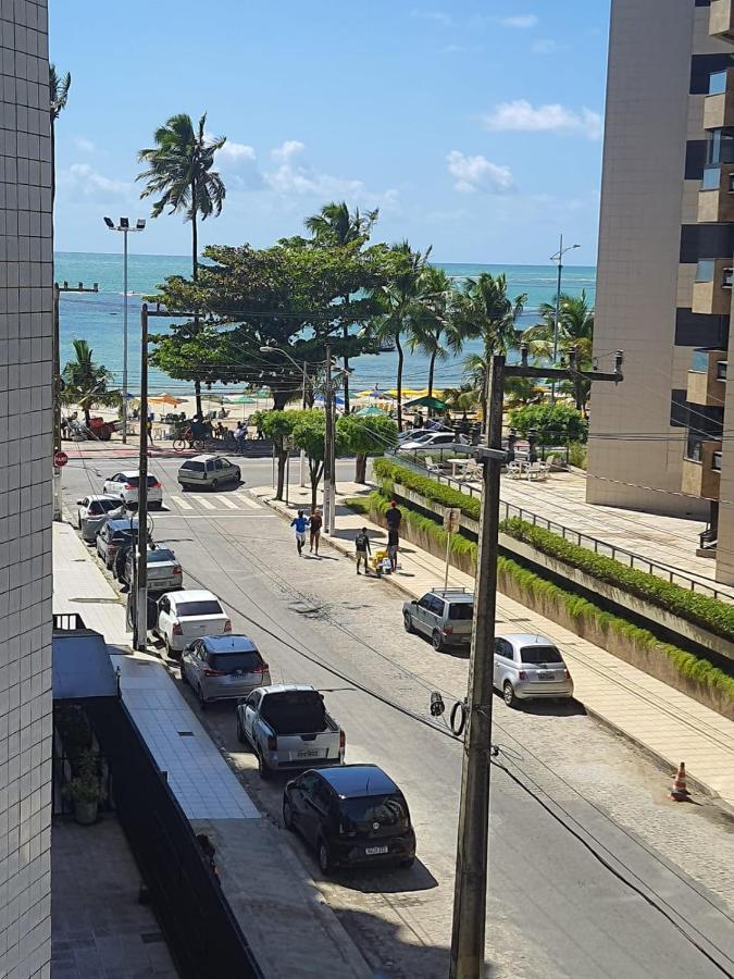 Apartamento Na Beira-mar Da Ponta Verde- Apartment