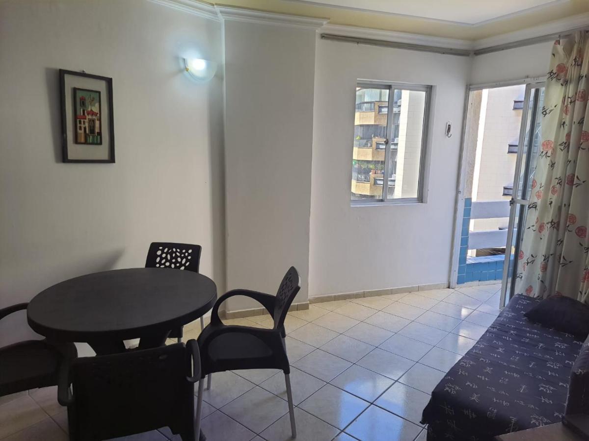 Apartamento Na Beira-mar Da Ponta Verde- Maceio (Alagoas)
